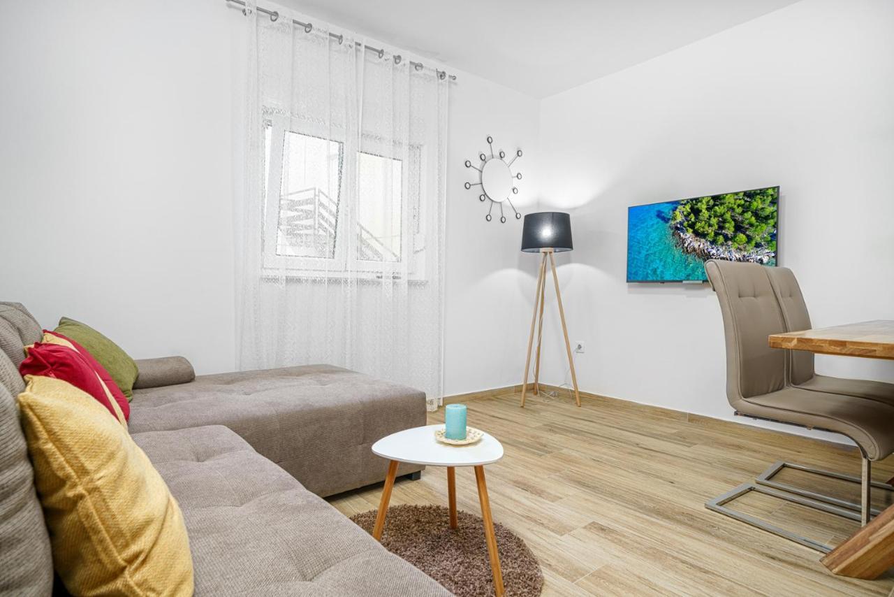 Apartments Vesna Vodice Luaran gambar