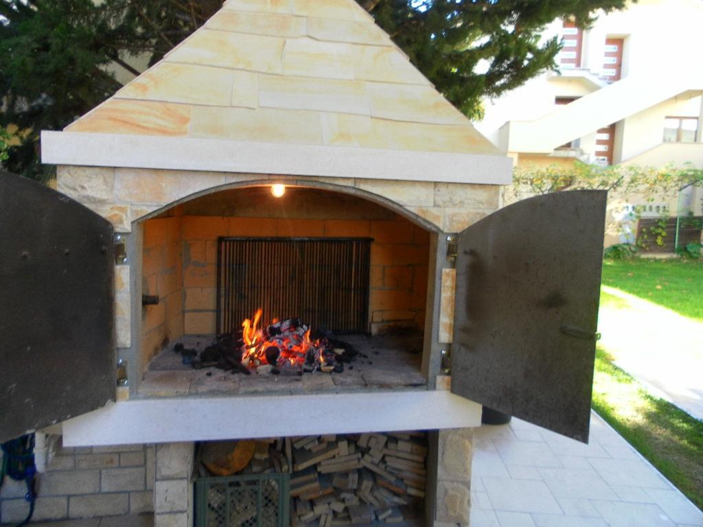 Apartments Vesna Vodice Bilik gambar